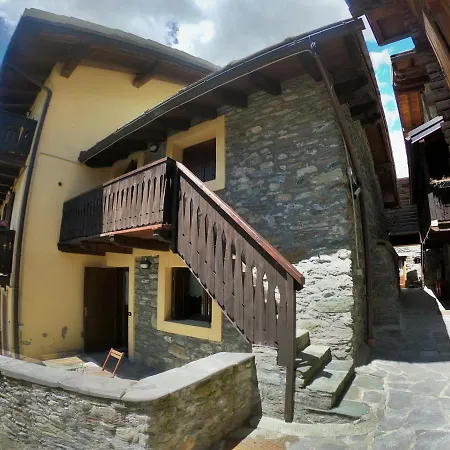 Lägenhet Le Petit Paradis: Ai Piedi Del Monte Rosa